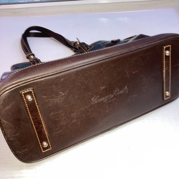 DOONEY & BOURKE Black Croc Embossed Leather Tote Bag w/Clutch and Keychain - Picture 7 of 16